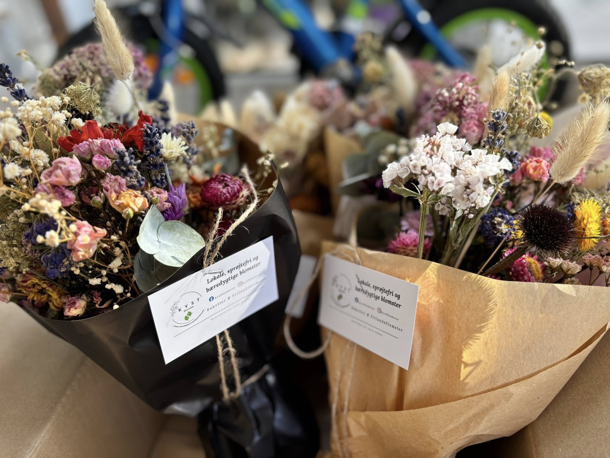 Evighedsbuket fra KYST blomster